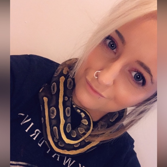 Meet your Posher, Thresa - Picture 3 of 6